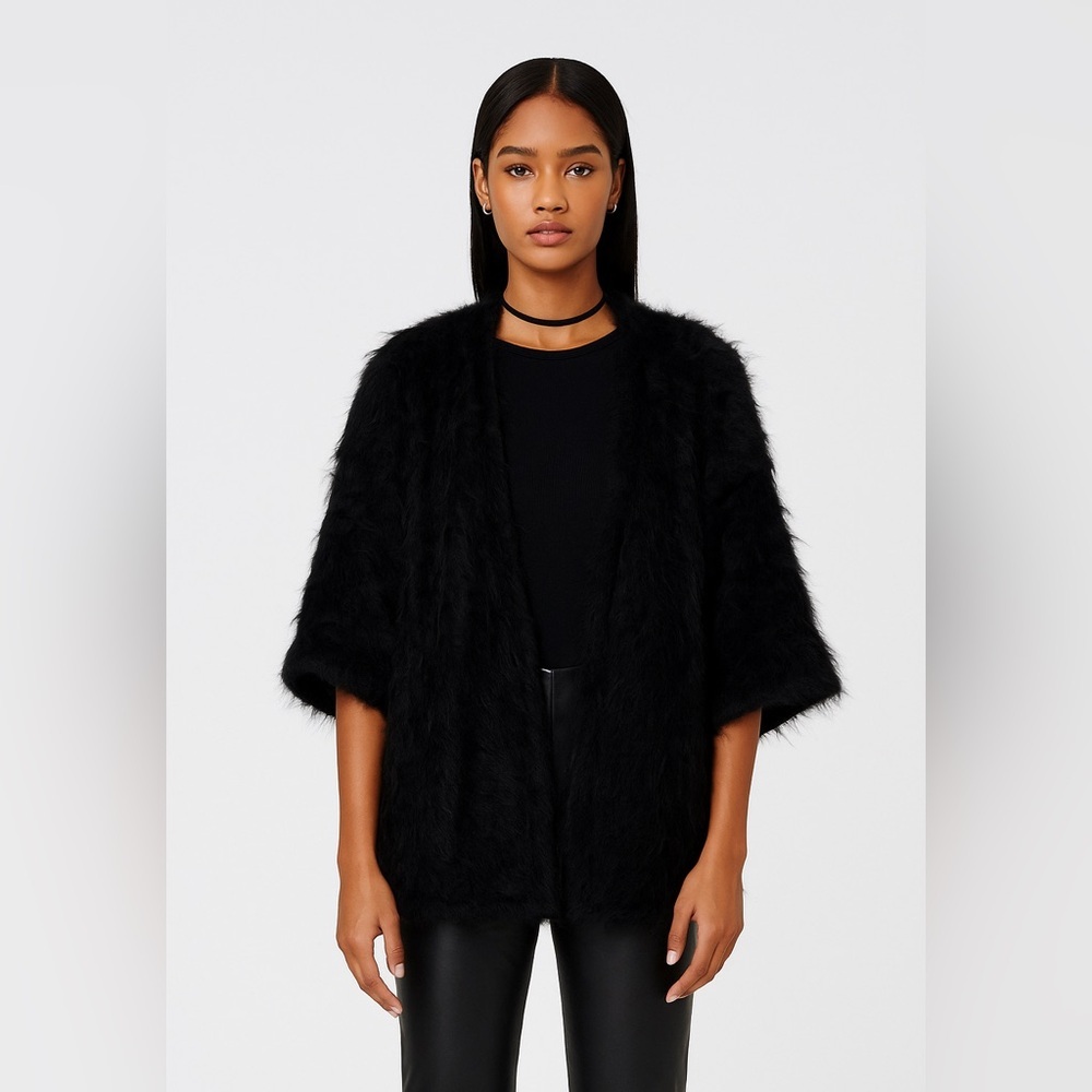Alexander Wang fur cape jacket size medium/large‎ angora